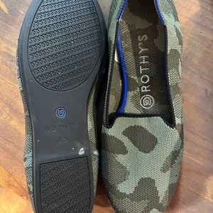 Camo Rothys